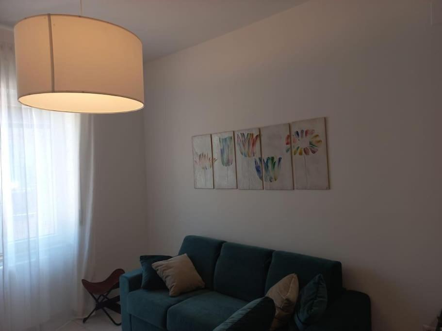 Giulia Town House Tra Citta E Mare Apartment Salerno Luaran gambar