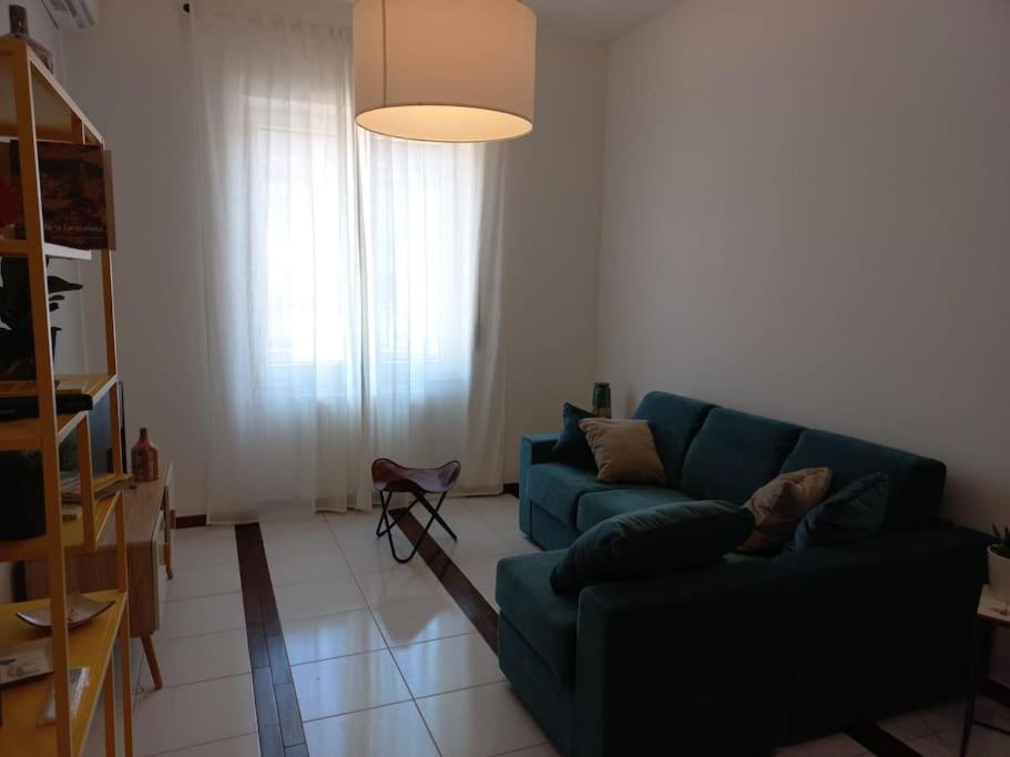 Giulia Town House Tra Citta E Mare Apartment Salerno Luaran gambar