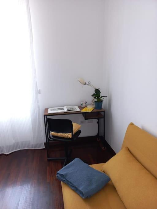 Giulia Town House Tra Citta E Mare Apartment Salerno Luaran gambar