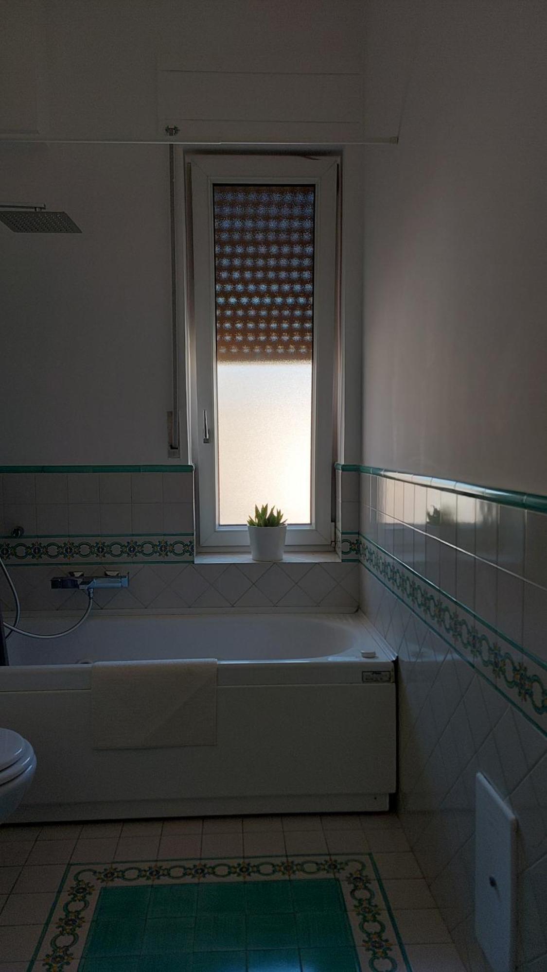 Giulia Town House Tra Citta E Mare Apartment Salerno Luaran gambar